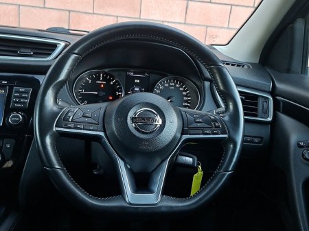 2018 Nissan Qashqai SV Premium with Moonroof 1.5 Diesel. €15,650 thumbnail