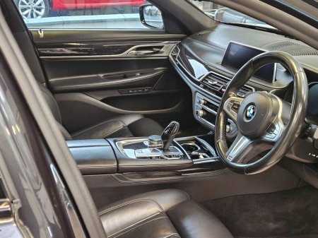 2019 BMW 7 Series  €29,950 thumbnail