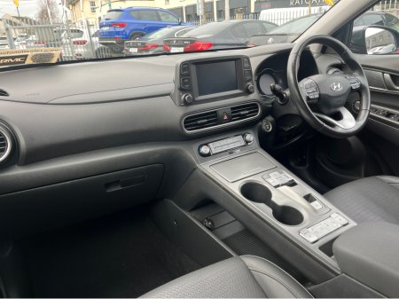 2020 Hyundai Kona - thumbnail 28