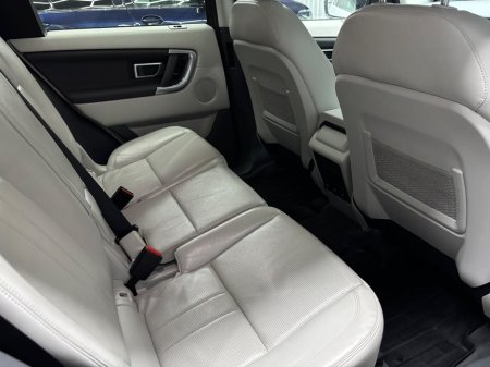 2019 Land Rover Discovery Sport 2.0D 240PS AWD Auto SE €24,950 thumbnail