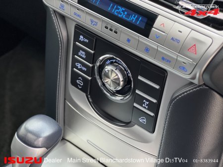 2022 Toyota Landcruiser PRADO 4x4 BOSS thumbnail