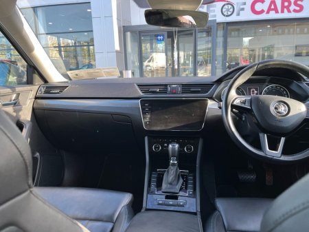 2019 Skoda Superb - thumbnail 8