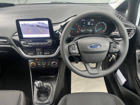 2023 Ford Fiesta - thumbnail 5