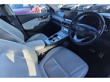 2022 Hyundai Kona - thumbnail 8