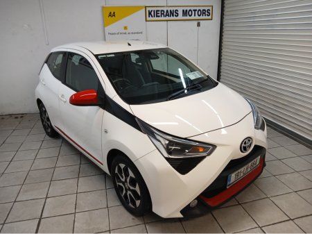 2019 Toyota Aygo 1.0 X-PLAY ONLY 13500 KMS : FINANCE ARRANGED : €12,500 thumbnail