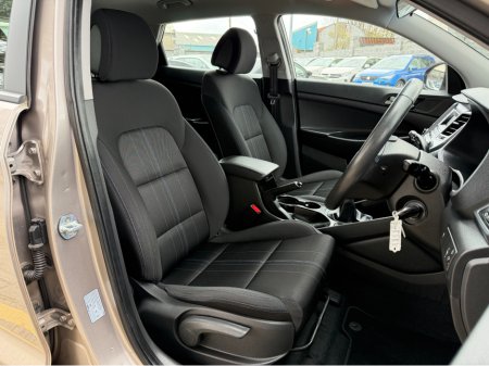 2017 Hyundai Tucson - thumbnail 13