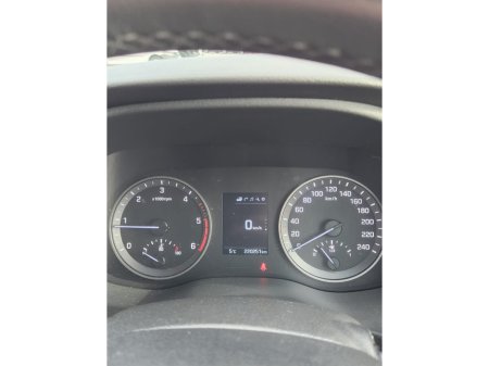 2016 Hyundai Tucson 1.7 D Executive thumbnail