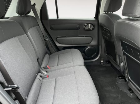 2025 Hyundai Inster ELEGANCE 49KWH 5DR AUTO €23,500 thumbnail