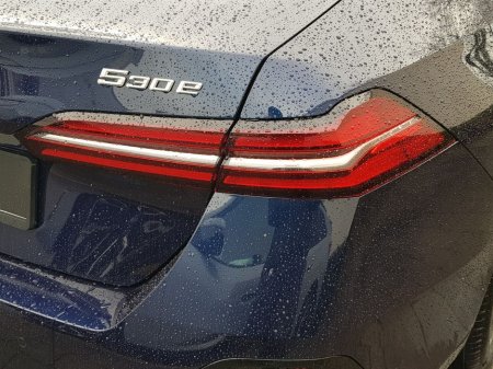 2026 BMW 5 Series 530e M Sport thumbnail