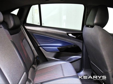 2022 Volkswagen ID.5 GTX AWD BUSINESS 77kWh 299HP €29,888 thumbnail