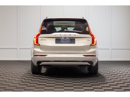 2025 Volvo XC90 - thumbnail 5