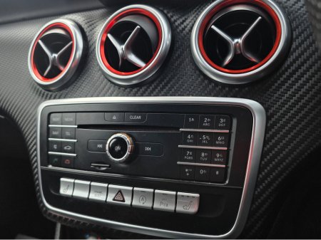 2016 Mercedes-Benz A Class A180 AMG LINE INTERIOR SUNFOOF  - HALF LEATHER HEATED SEATS - REV CAMERA - HI SPEC / SYSTEM LOW ROAD TAX BAND / SIMI DEALER thumbnail