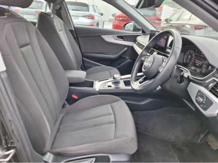 2020 Audi A4 2.0 TDI TECHNIK 35 163PS  SE AUTO *High Spec/Heated Seats/Reverse Camera/Front & Rear Sensors* thumbnail