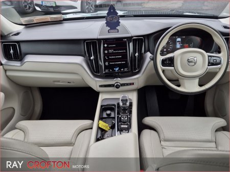 2020 Volvo XC60 - thumbnail 4