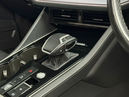 2020 Volkswagen Touareg - thumbnail 22