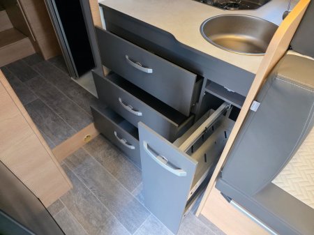 2025 Ford Transit - thumbnail 27