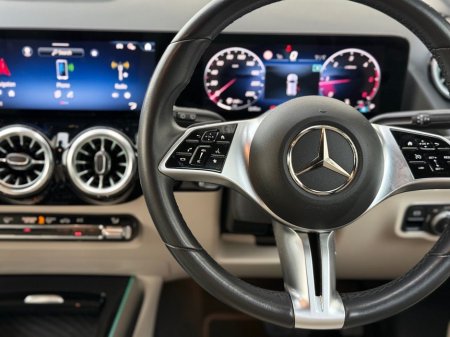 2024 Mercedes-Benz GLA Class GLA 200 d A/T Progressive €44,950 thumbnail