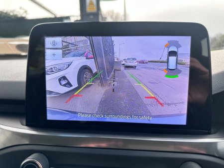 2020 Ford Focus - thumbnail 16