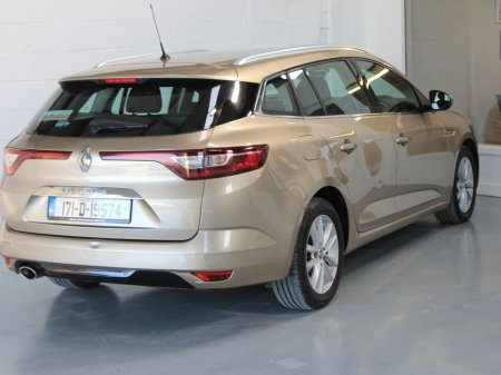 2017 Renault Megane IV ST Sport Tourer Dynamique 5 €12,999 thumbnail