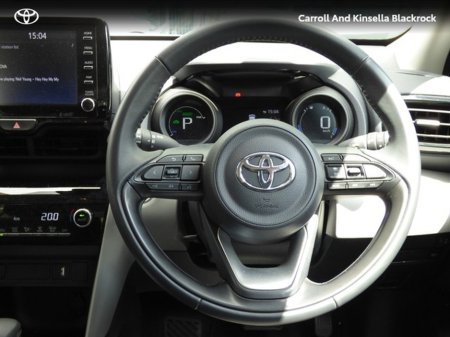 2023 Toyota Yaris Cross Hybrid Luna €26,450 thumbnail