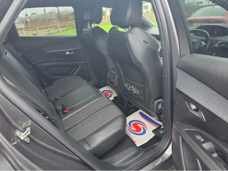 2020 Peugeot 3008 - thumbnail 11