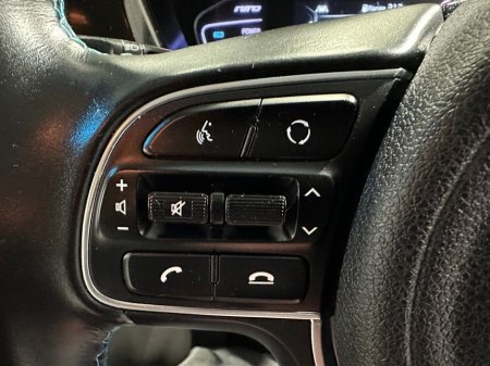 2020 Kia Niro Plug In Hybrid €21,400 thumbnail