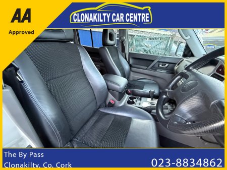 2006 Mitsubishi Pajero - thumbnail 11