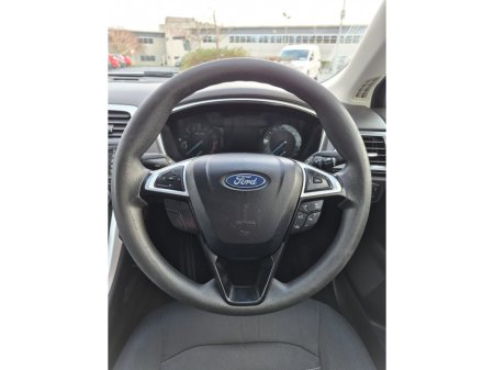2015 Ford Mondeo 1.6TDCi 115PS Style €6,999 thumbnail
