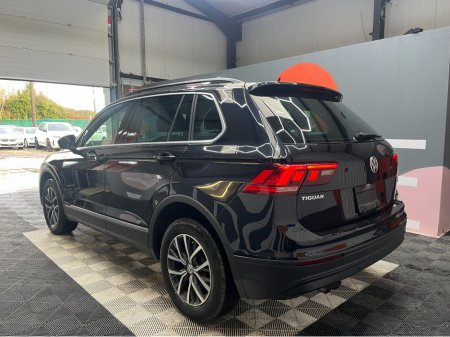 2019 Volkswagen Tiguan €24950! 2019 VOLKSWAGEN TIGUAN 2.0 TDI AUTOMATIC 4MOTION COMFORT 2.0 AUTOMATIC / CRUISE CONTROL / REVERSE CAMERA €24,950 thumbnail