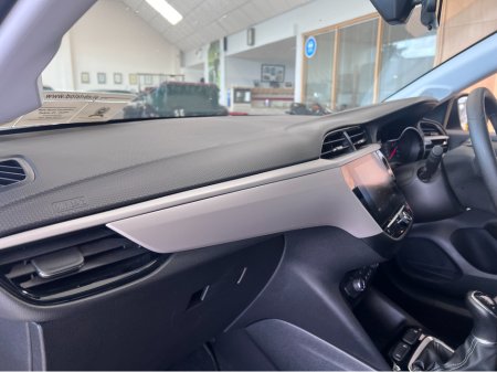 2023 Opel Corsa - view 4