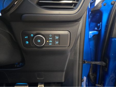 2025 Ford Kuga ST-LINE  X Power Pan Roof €42,900 thumbnail