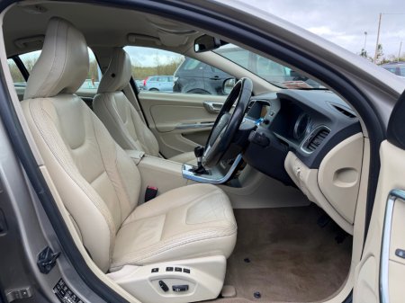 2012 Volvo S60 - thumbnail 5