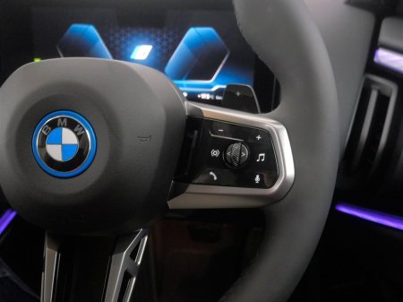 2025 BMW X3 30e xDrive M Sport €69,900 thumbnail