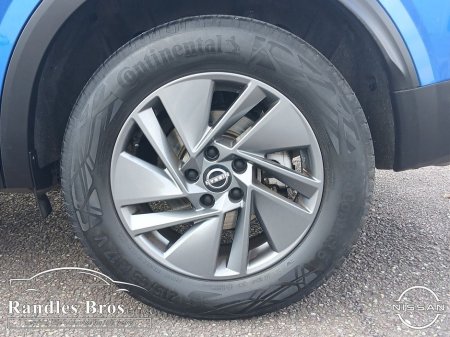 2024 Nissan Qashqai - thumbnail 9