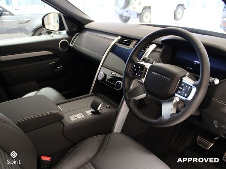 2026 Land Rover Discovery 3.0D 350PS HSE Dynamic, Ex. VAT Price €70,906 thumbnail