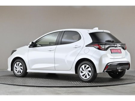 2022 Toyota Yaris - thumbnail 6