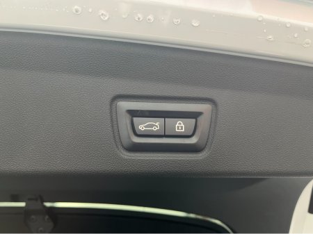 2022 BMW i4 - thumbnail 8