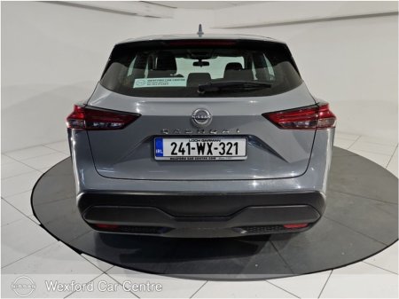 2024 Nissan Qashqai 1.3 PET MILD HYBRID SV €30,995 thumbnail