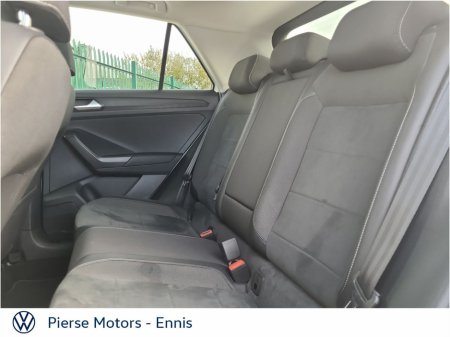 2022 Volkswagen T-Roc 1.0 TSI 110HP Style Plus - Pan Roof €27,950 thumbnail