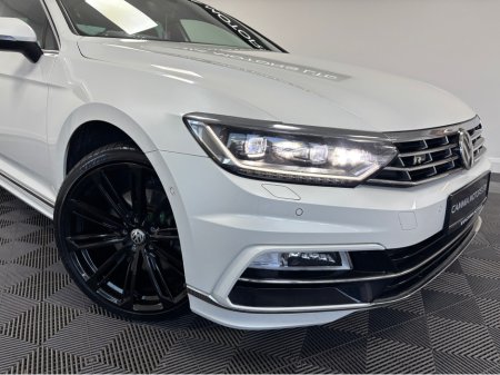 2016 Volkswagen Passat *VOLKSWAGEN PASSAT* *KEYLESS ENTRY* *REVERSE CAMERA* *PARKING SENSORS* *DIGITAL DASH* *2.0* *TRADE INS WELCOME* *FINANCE AVAILABLE* thumbnail