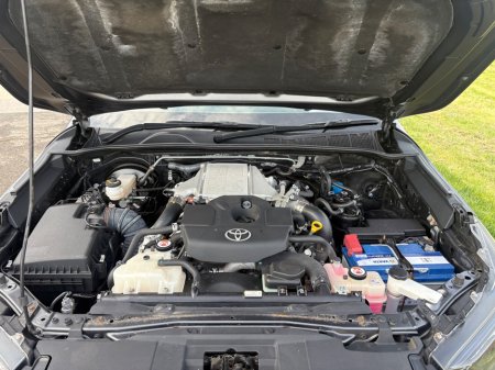 2022 Toyota Hilux - thumbnail 14
