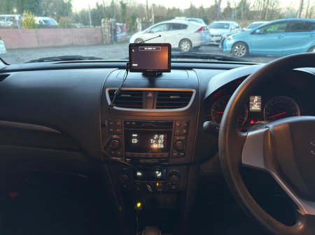 2014 Suzuki Swift - thumbnail 13