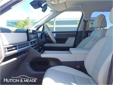 2025 Hyundai Santa Fe Premium PHEV 1.6 Petrol 5dr €63,888 thumbnail