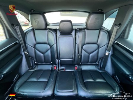 2017 Porsche Cayenne - thumbnail 12