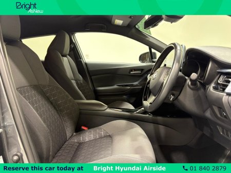 2022 Toyota C-HR 1.8 HYBRID SPORTMONO 4DR SPORT AUTO €27,950 thumbnail