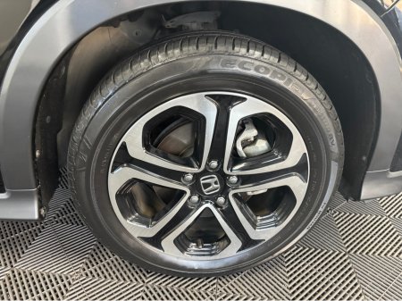 2017 Honda Vezel - thumbnail 5