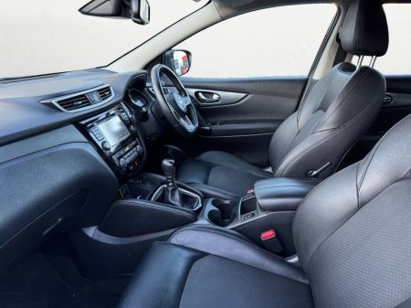 2017 Nissan Qashqai - thumbnail 6