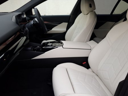 2026 BMW 5 Series 530e M Sport Saloon €77,980 thumbnail