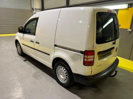 2014 Volkswagen Caddy - view 3