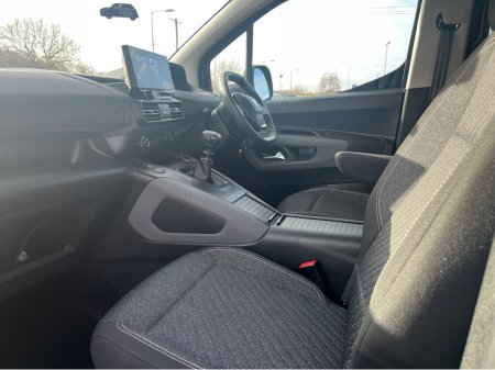 2024 Peugeot Rifter New Model Wheelchair Accessible Low Kms €26,950 thumbnail